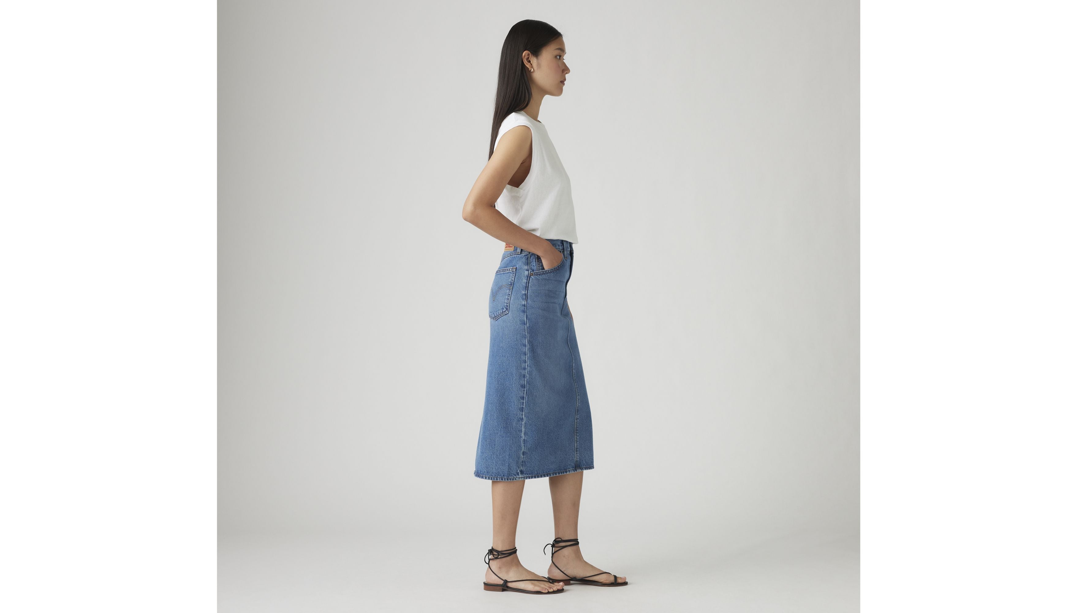 HR Back Slit Skirt