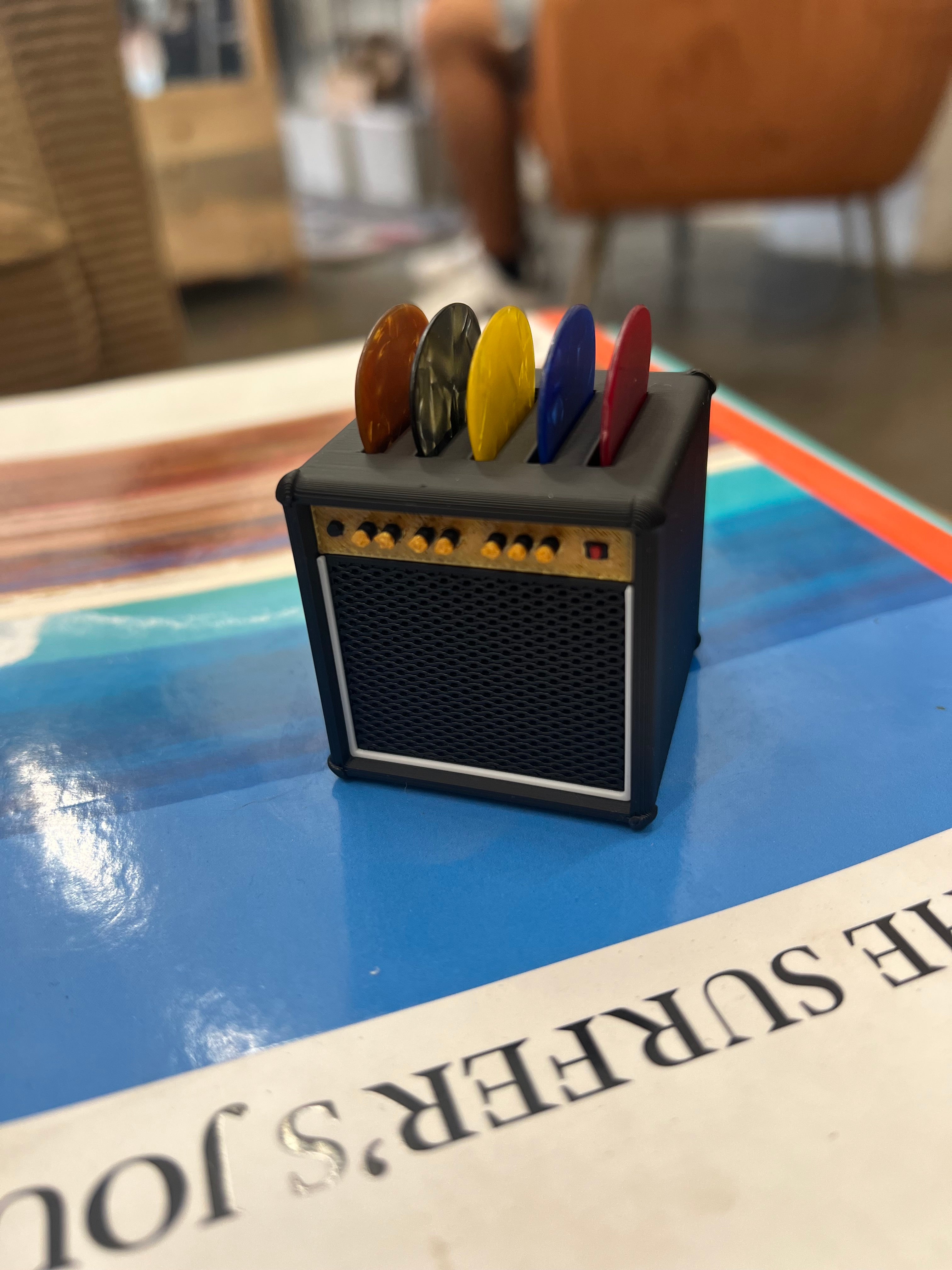 Amp Pick Holder