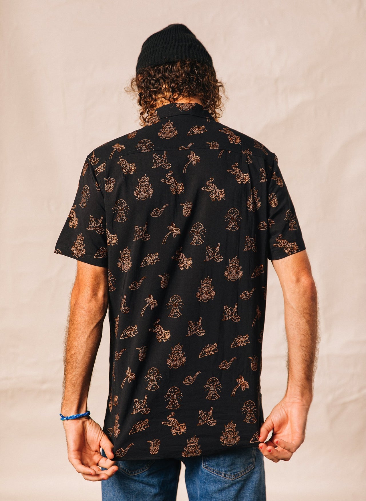 Spicy Noods Button Up