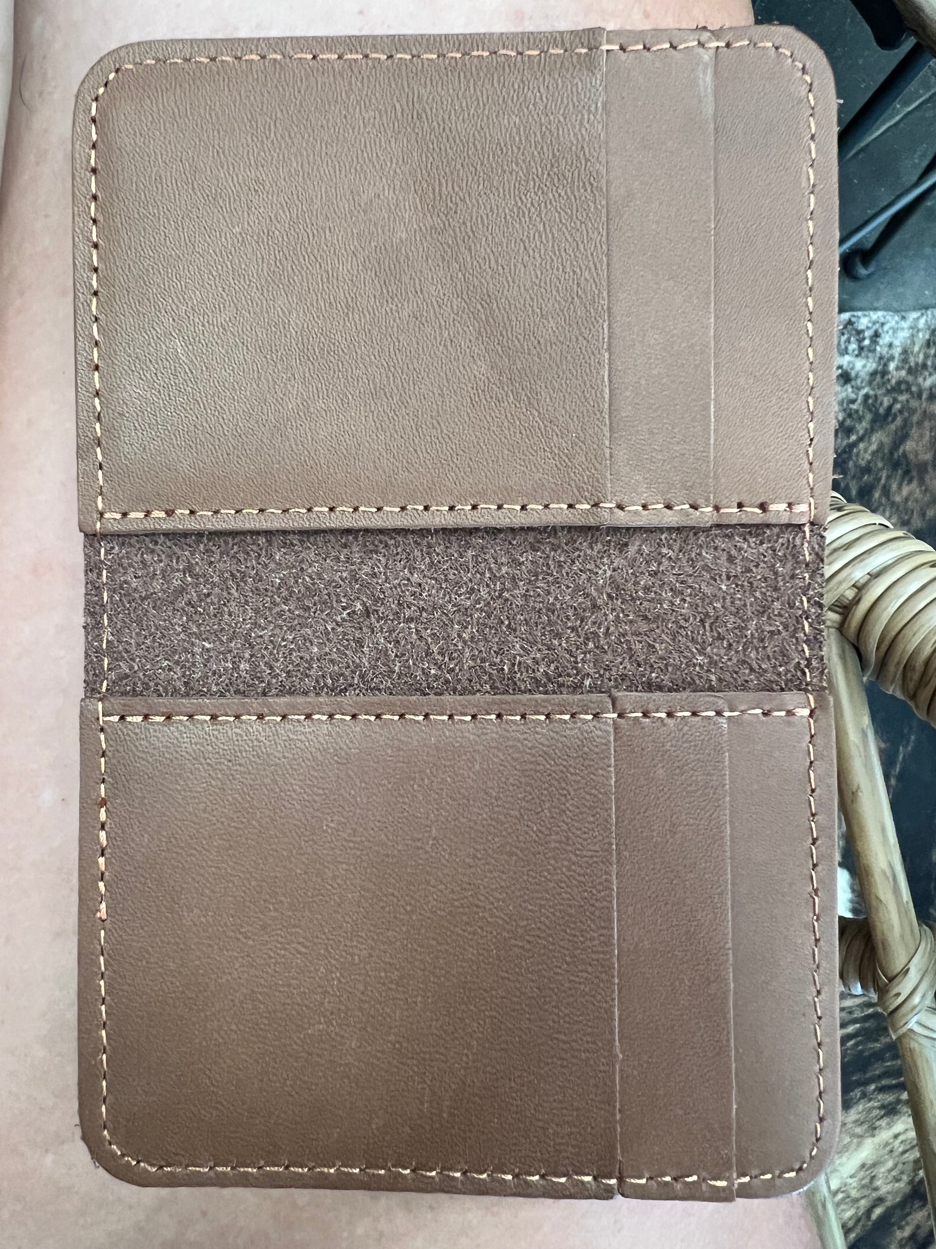 Folding Cartera No Snap
