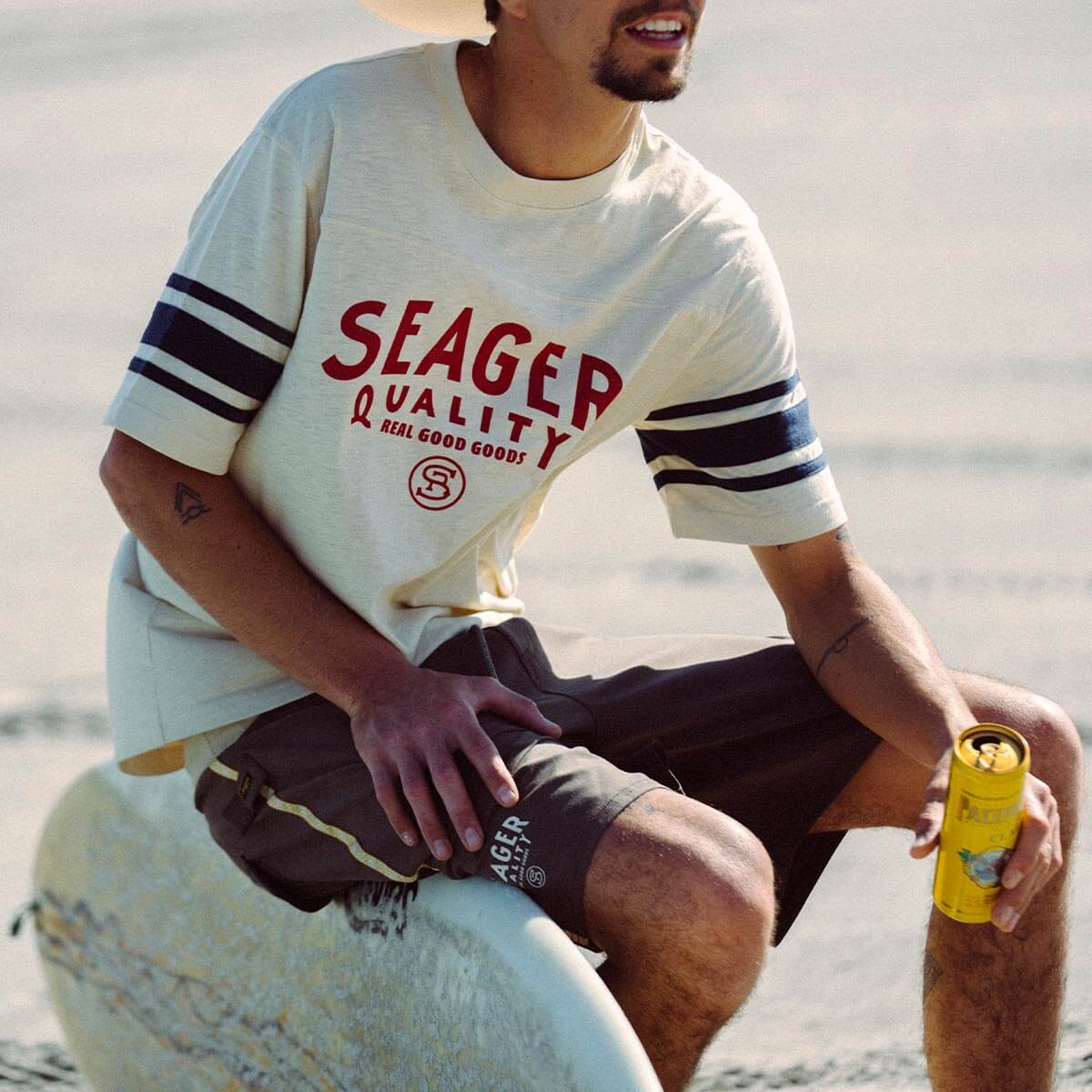 Riggins Crew Tee Cream - Seager