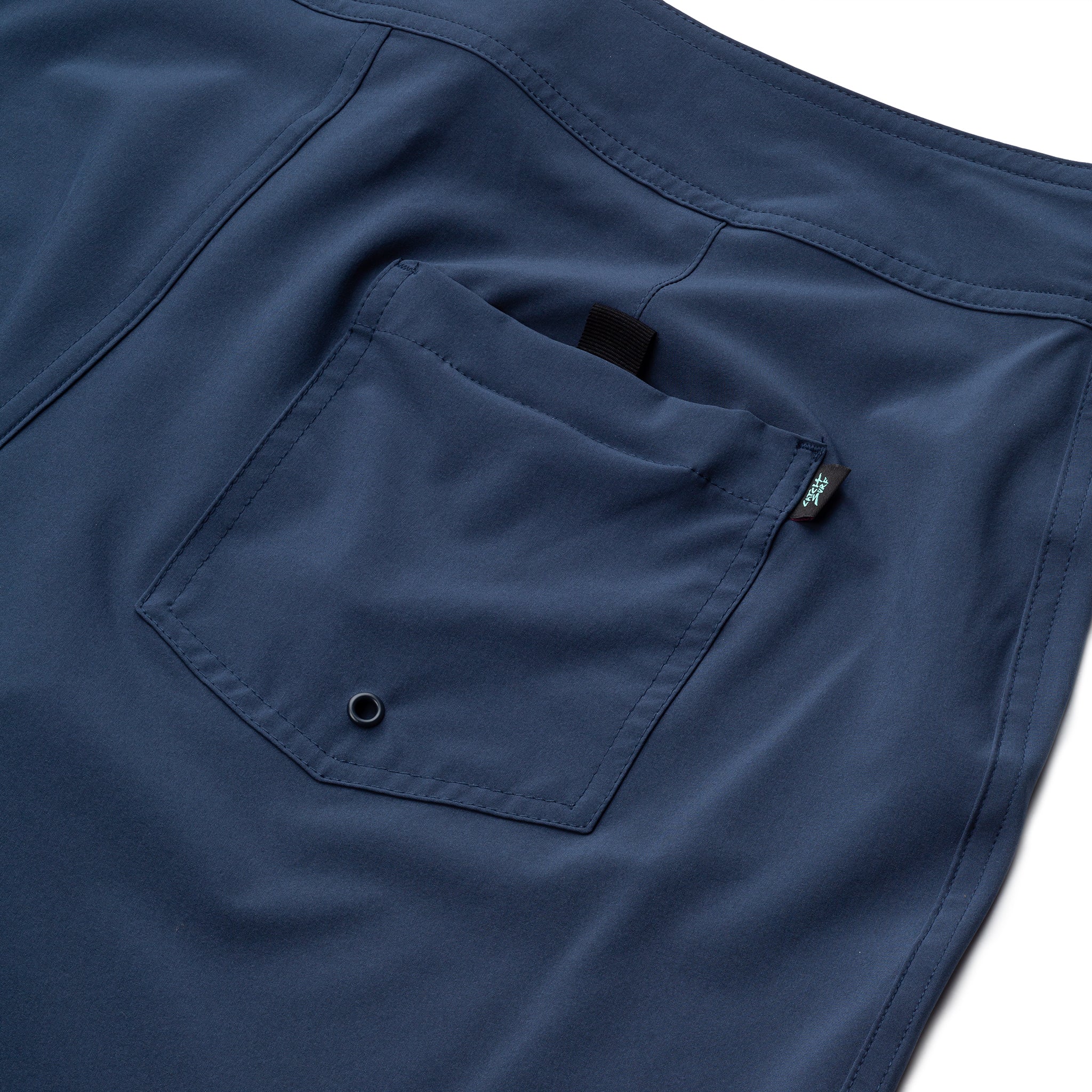 Stealth All Day Trunk 18"