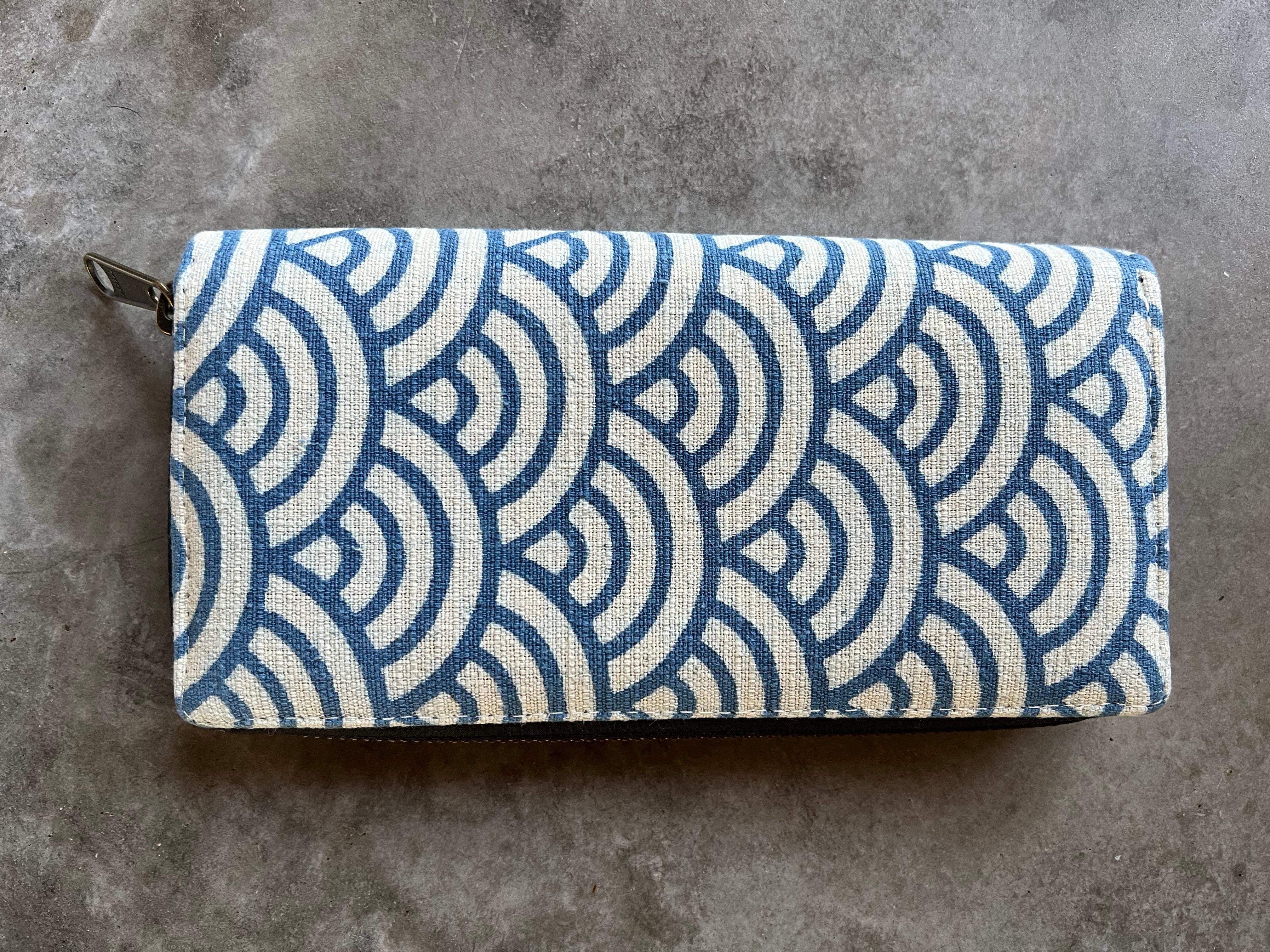 Indigo Hard Wallet