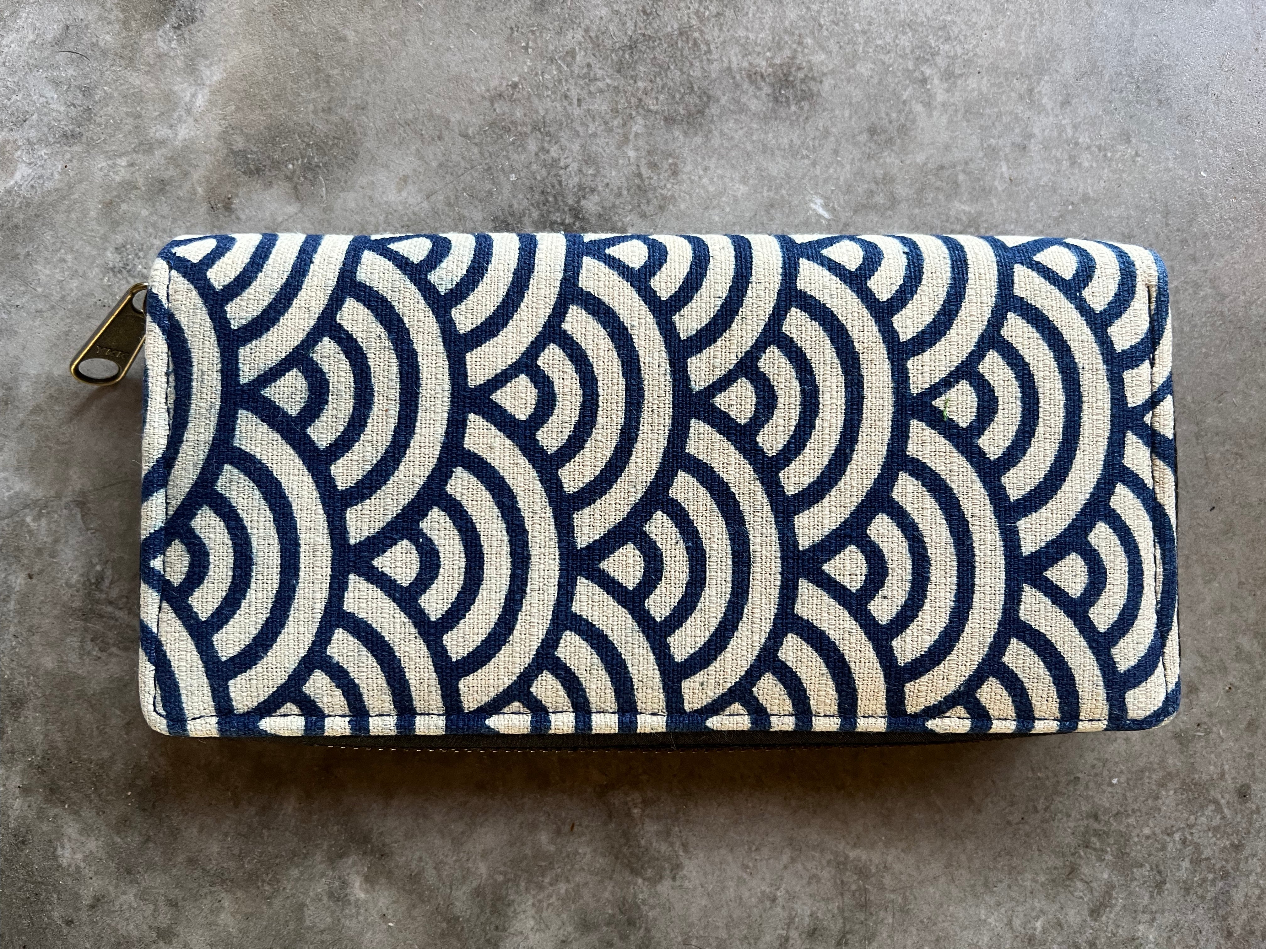 Indigo Hard Wallet